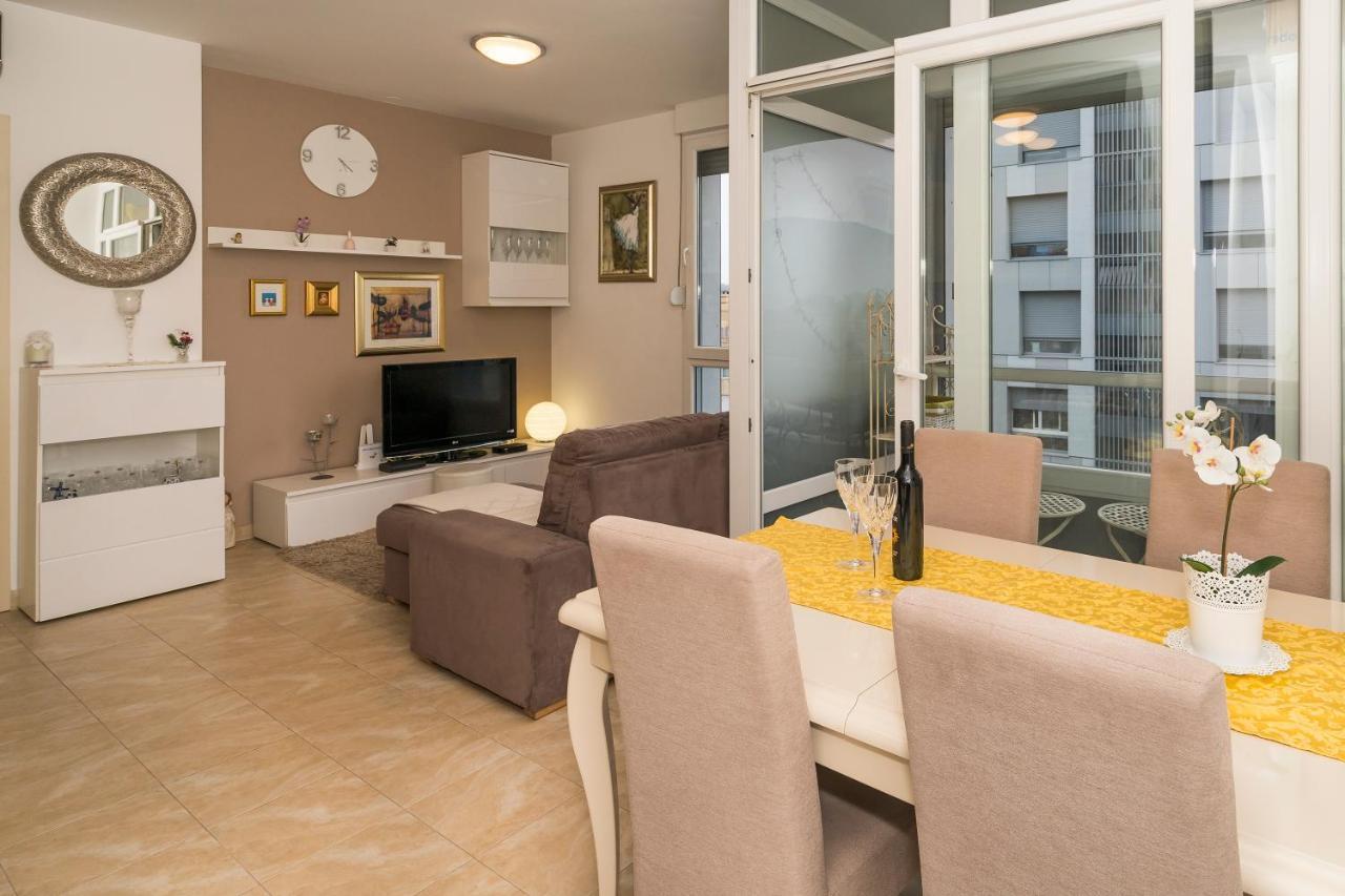Luxury 1 Bedroom App Center&Balcony Free Parking Split Zewnętrze zdjęcie