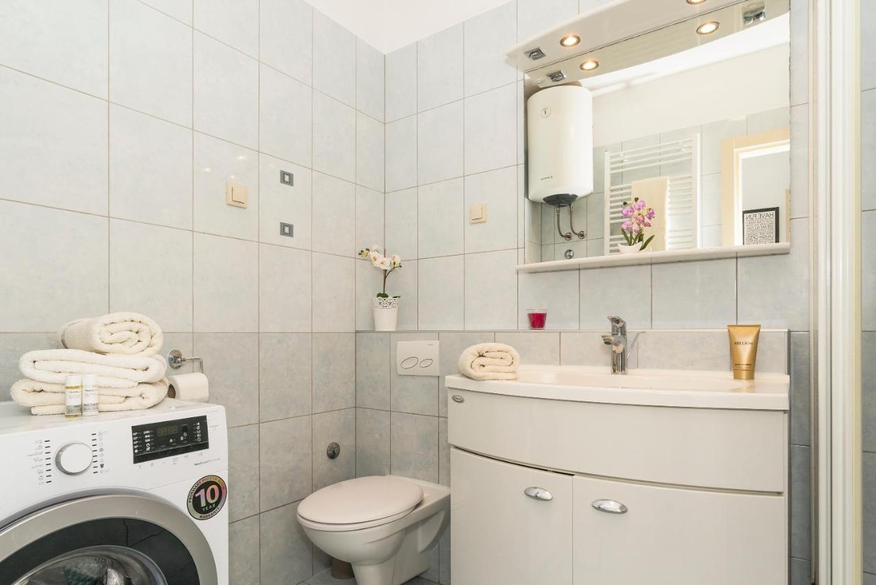 Luxury 1 Bedroom App Center&Balcony Free Parking Split Zewnętrze zdjęcie